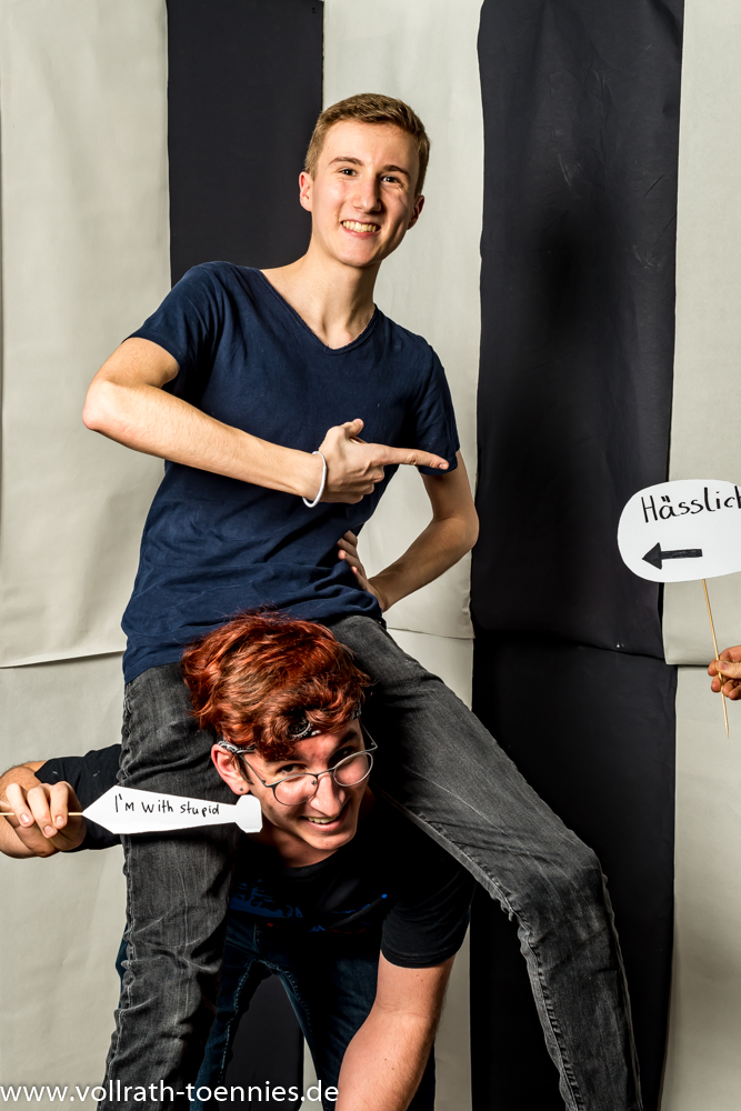 2020 02 01 Black & White Party 2420